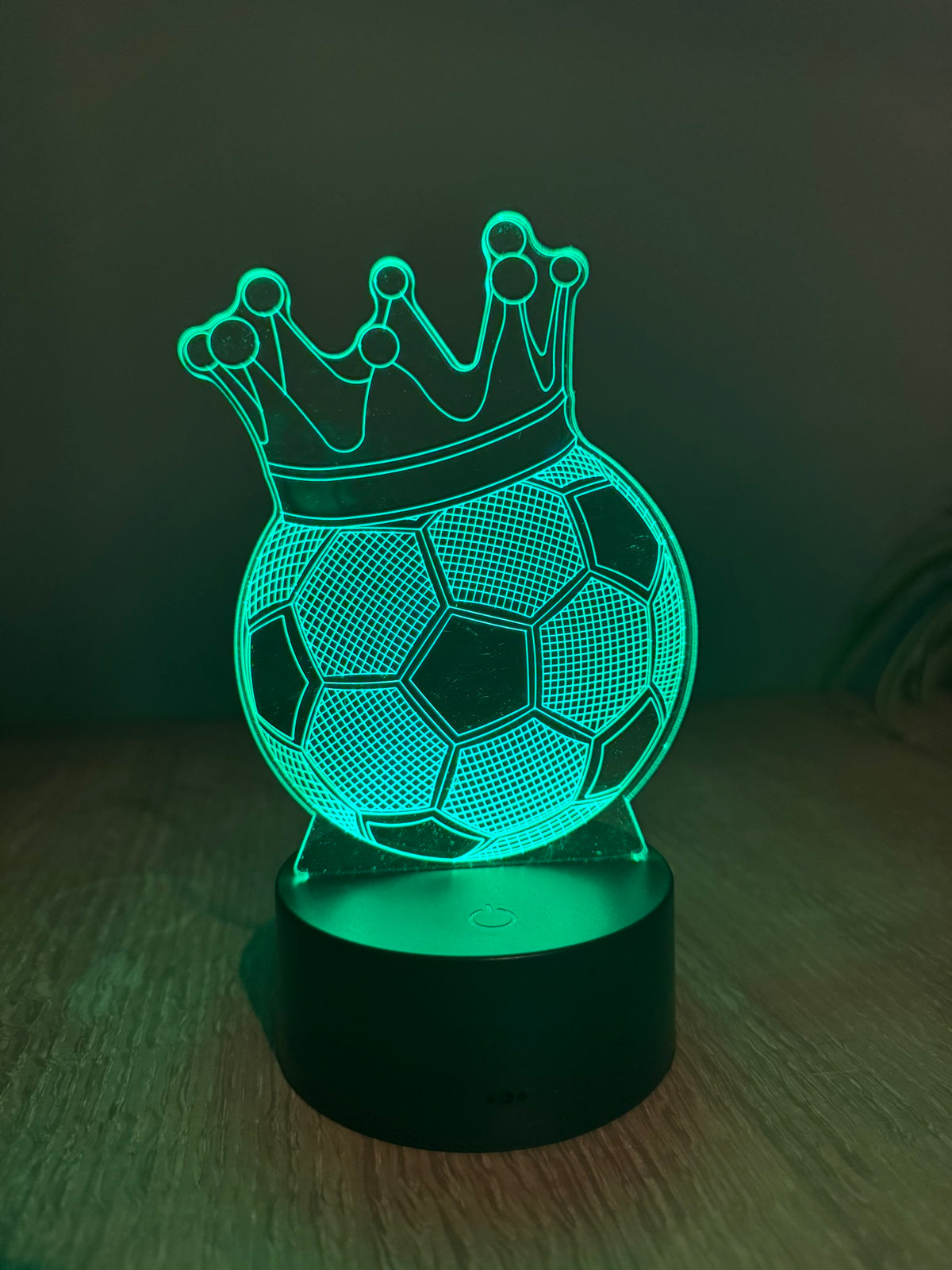 Fußball mit Krone