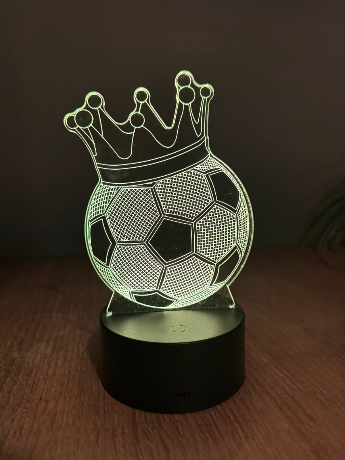 Fußball mit Krone