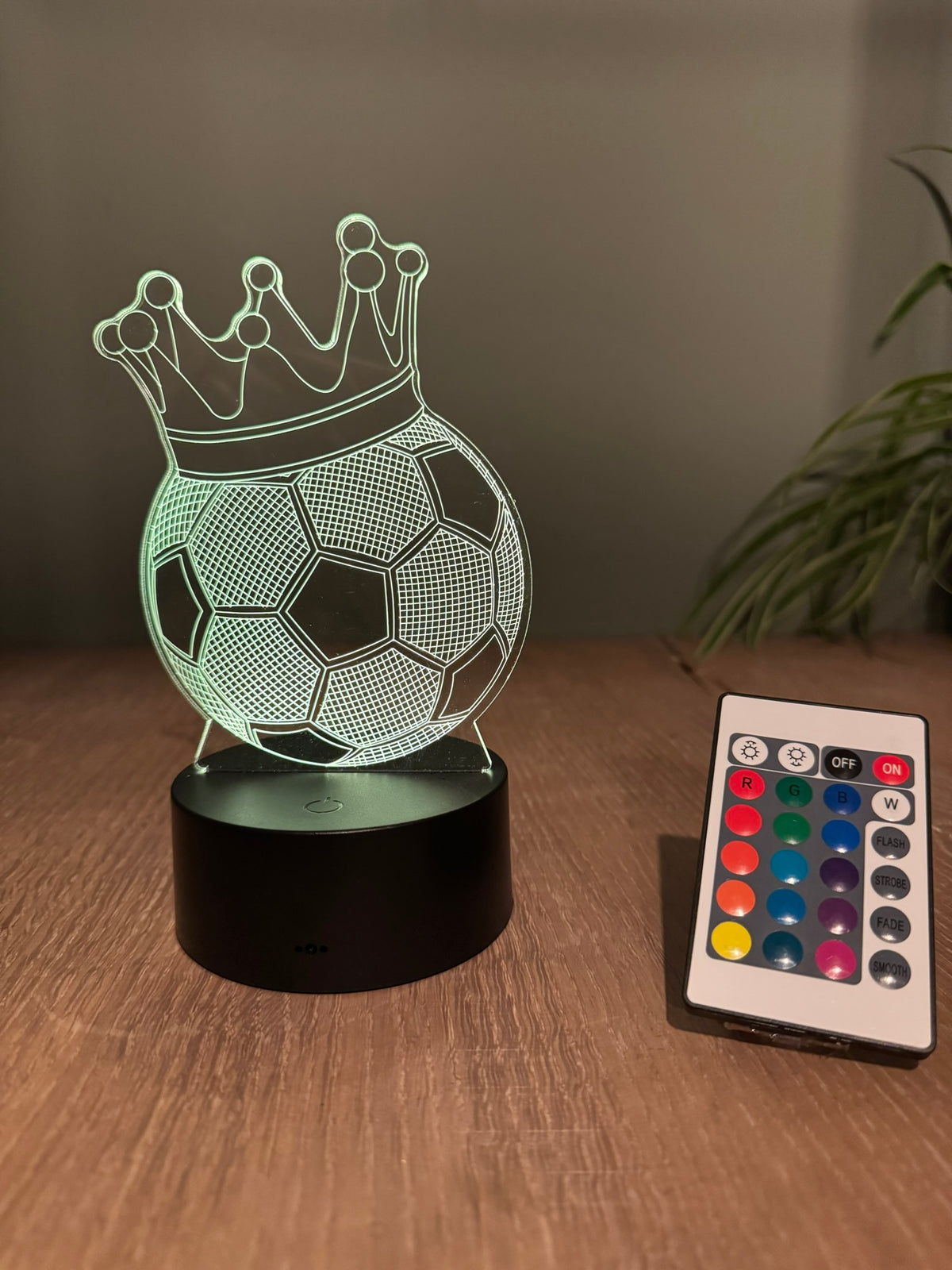 Fußball mit Krone